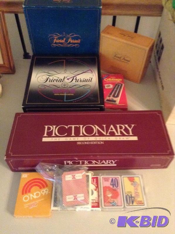 lot 174 image: Game Lot