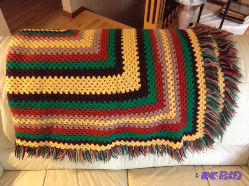 lot 193 image: Cozy Hand Crocheted Afgan