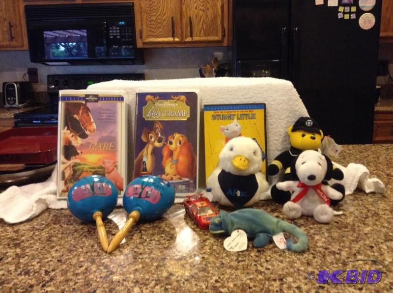 lot 198 image: Small Plush Toys and more