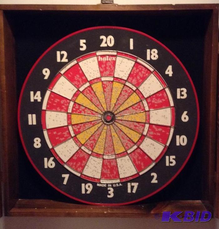 lot 21 image: Dart Board in Case with Steel Tipped Darts