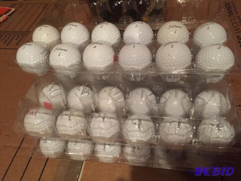 lot 259 image: Titleist Golf Balls