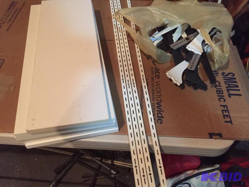 lot 269 image: Wall Shelving with Wall Strips and Brackets