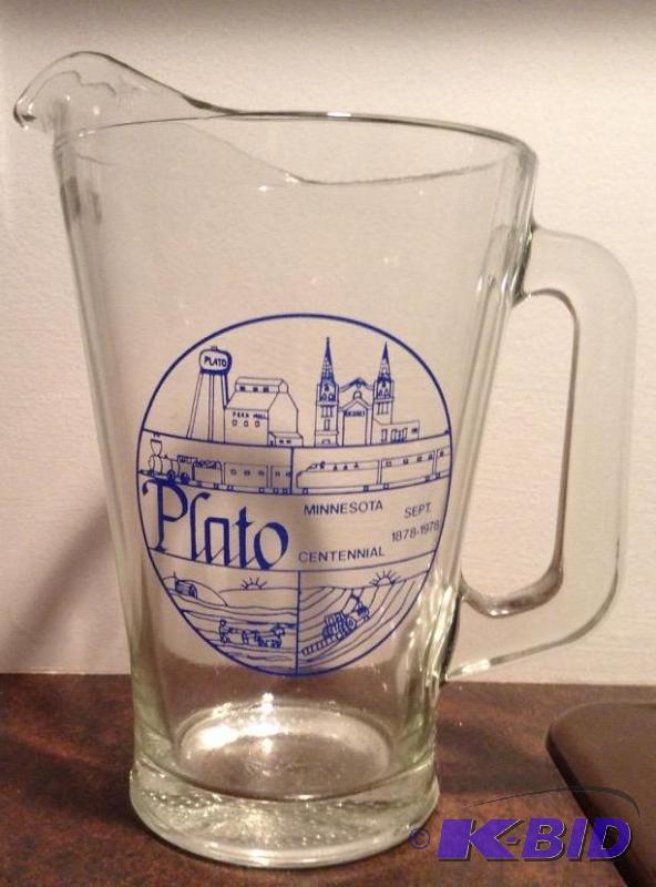 lot 30 image: Glass Beer Pitcher - Plato Minnesota Centennial 1978