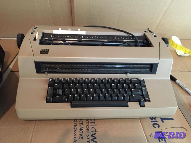 lot 316 image: IBM Selectric III with Ball Element Typewriter