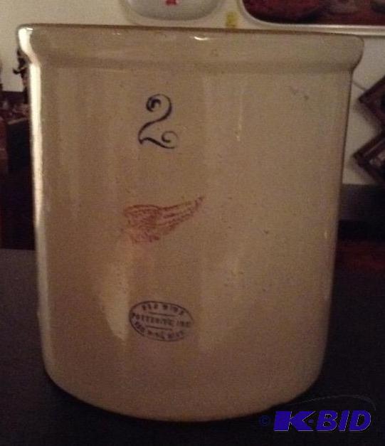 lot 40 image: Excellent Red Wing 2 Crock