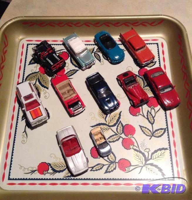 lot 51 image: Variety of Diecast Cars