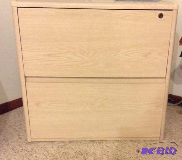 lot 61 image: Light Wood Grain Lateral File