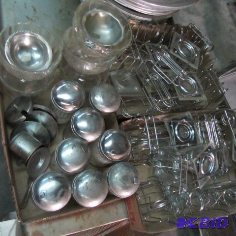 Shakers & Holders