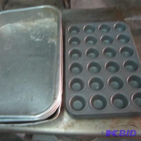 Muffin & Bake Pans