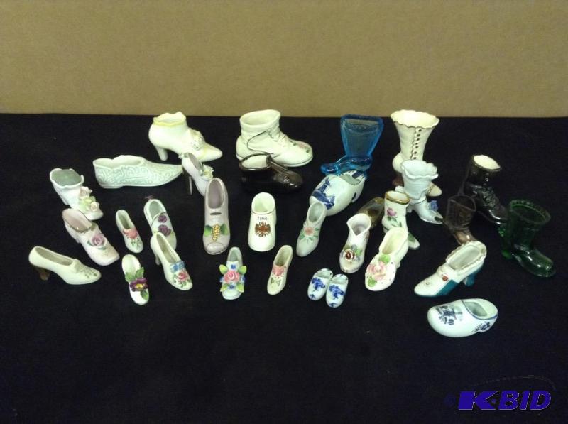 lot 20 image: Collection Porcelain & Glass Shoes & Boots