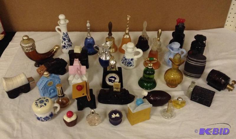lot 31 image: Collection Avon Perfume Bottles