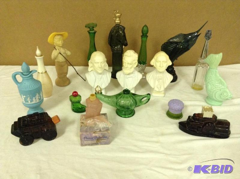 lot 33 image: Lot Avon Perfume Bottles