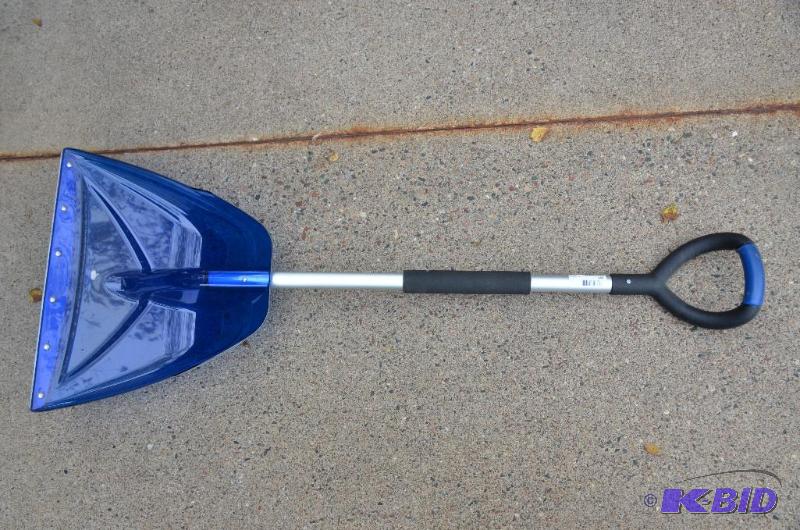 lot 151 image: Suncast snow shovel....