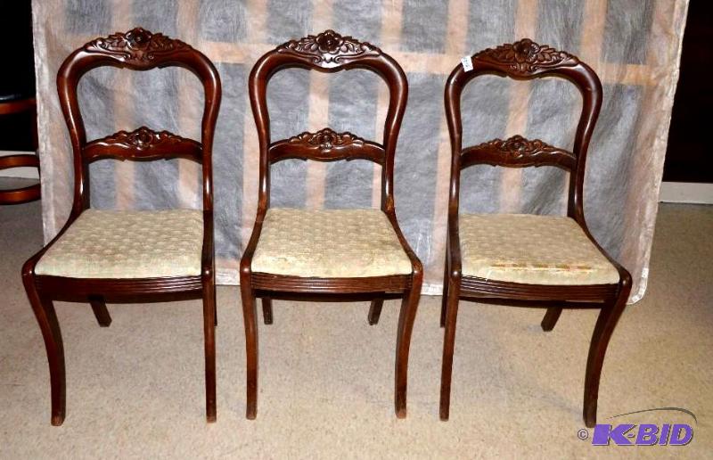 lot 21 image: 3 elegantly carved chairs...