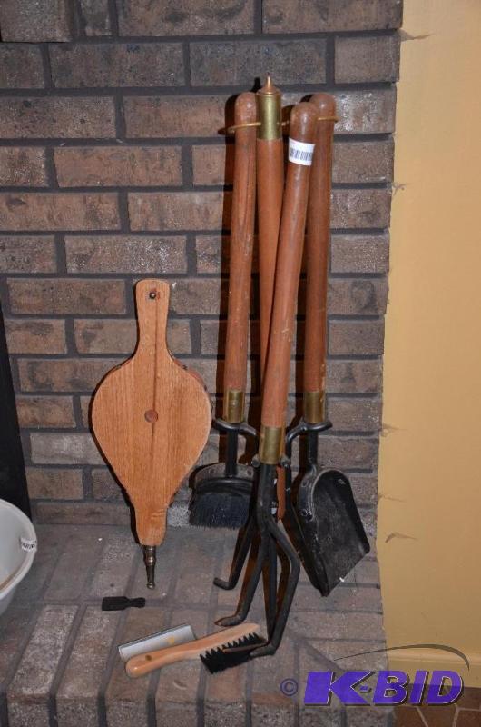 lot 52 image: Beautiful set of fireplace tools...