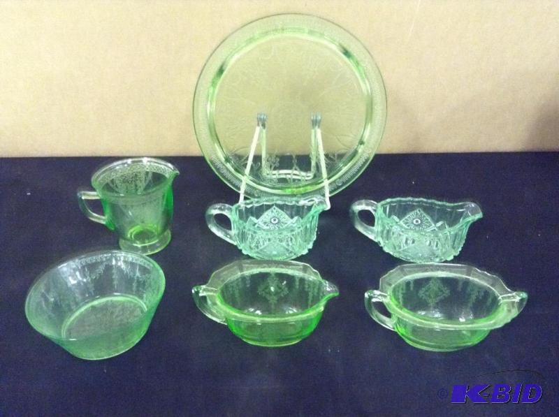 Green Depression Serving Pieces