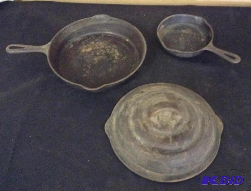 3 Cast Iron Pans