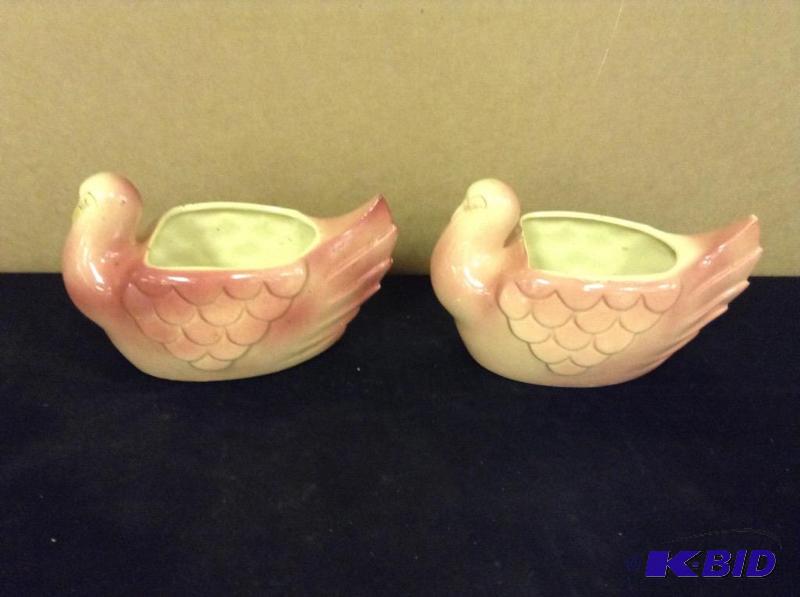 2 Vintage FAPCO Dove Planters