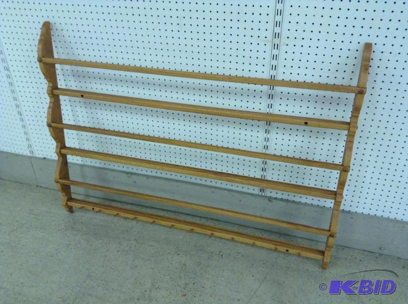 Wall Hung Plate Rack