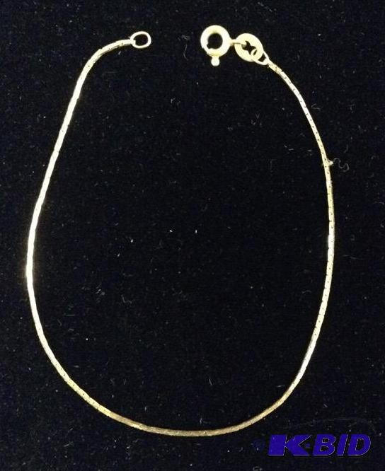 Another Pretty Dainty 14KT Gold Bracelet