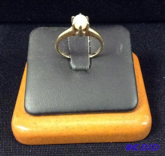 14 KT Gold & Pearl Ring