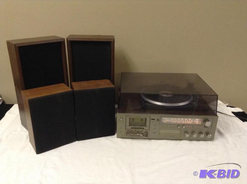Vintage Montgomery Ward Stereo System