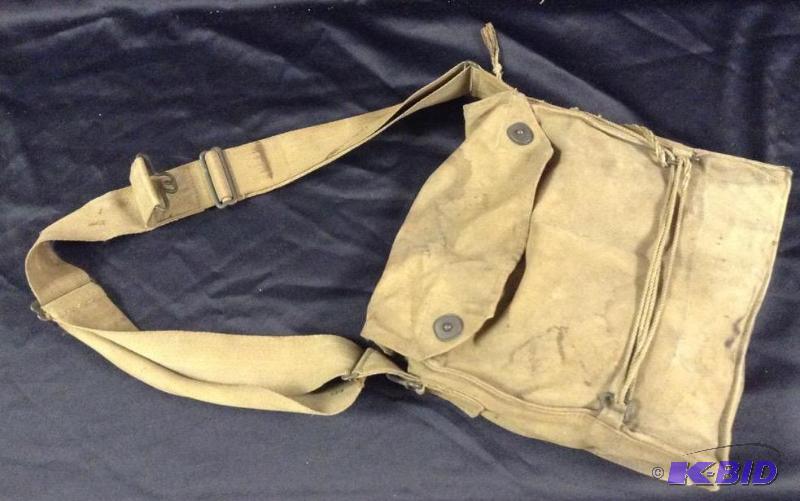 lot 101 image: Antique WWI Gas Mask
