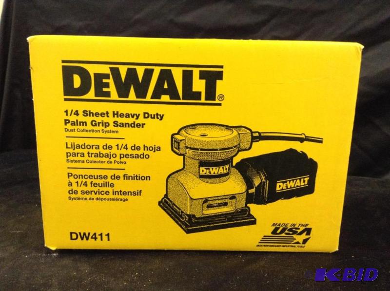 lot 102 image: DeWalt Palm Sander