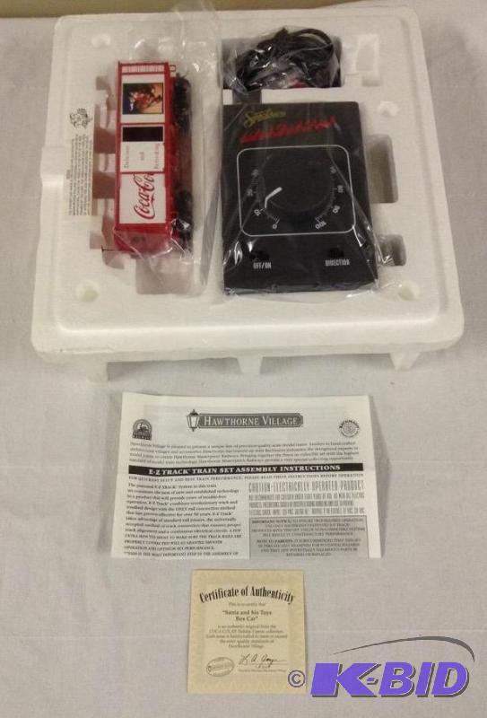 lot 123 image: Hawthorne Village Coca-Cola Holiday Express Santa and His Toy Box Car Train Car & Transformer - HO