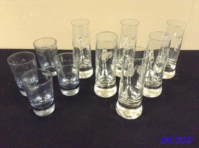 lot 54 image: 10 Etched Glass Shot Glasses