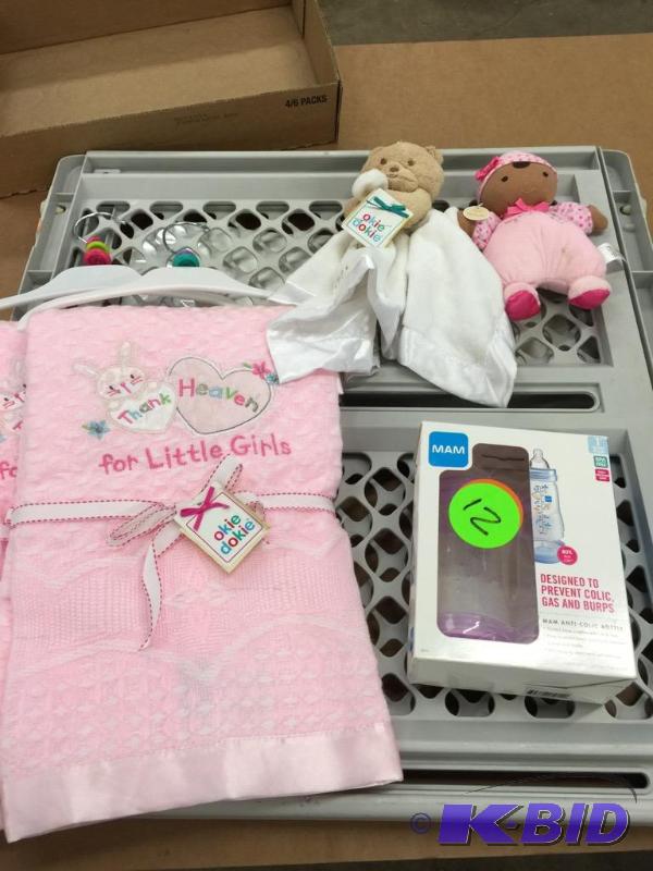 lot 12 image: 6 baby Items