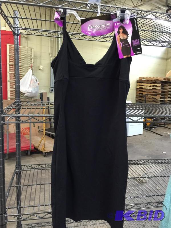 lot 20 image: Womens Slip