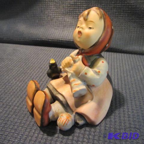 Hummel Figure