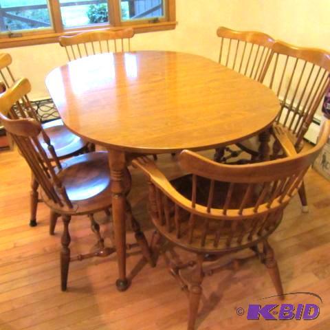 Ethan Allen Dine Table & Chairs