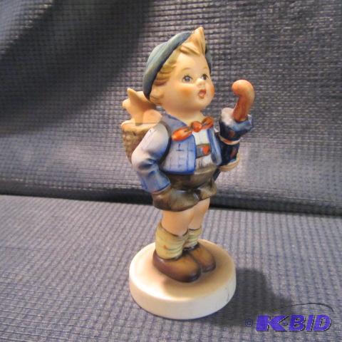 Hummel Figure