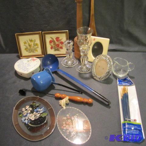 Enamel Dipper, Wooden Utensils