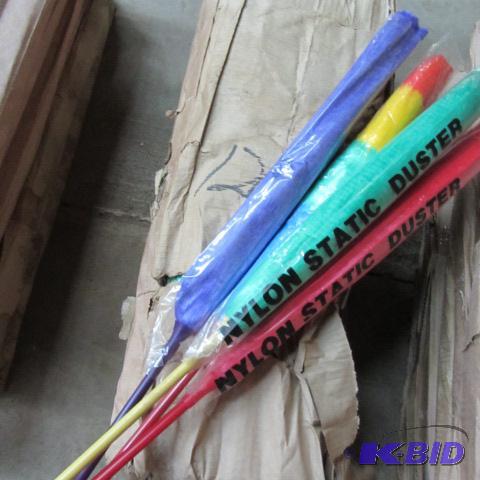 lot 126 image: Nylon Static Dusters