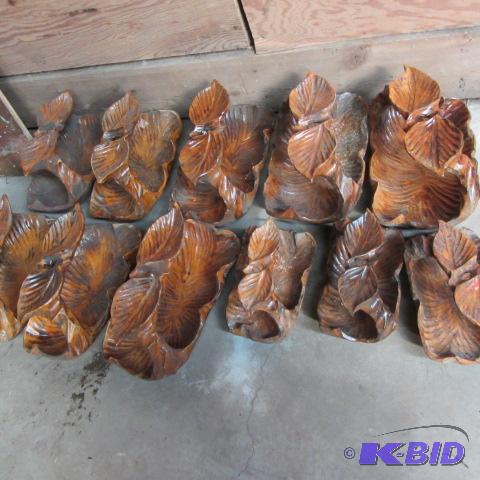lot 13 image: Wooden Carved Baskets