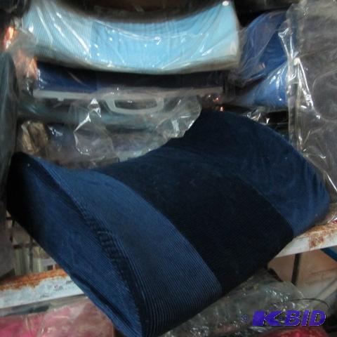 lot 189 image: Back Support Pillows