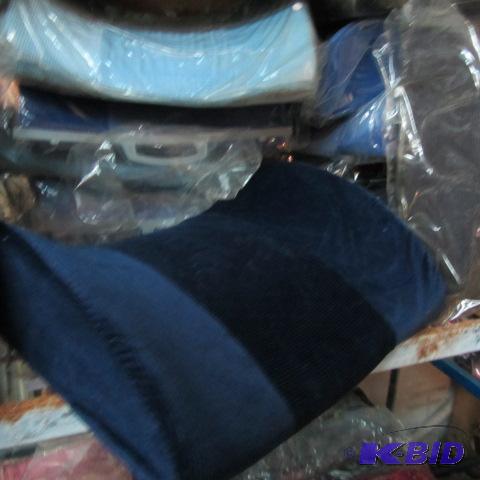 lot 191 image: Back Support Pillows