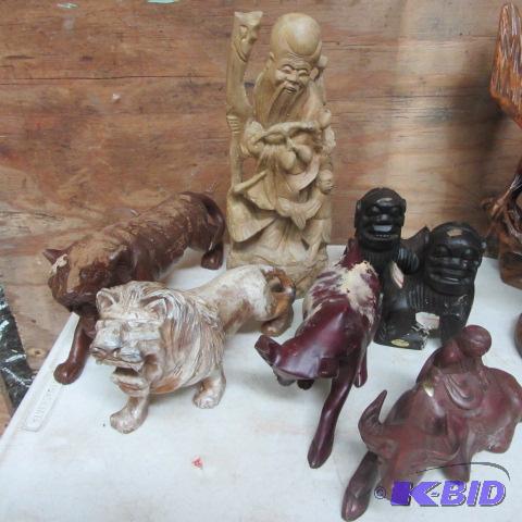 lot 7 image: Wooden Oriental Figures