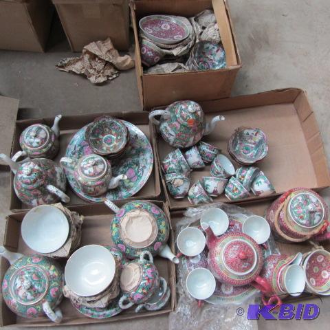 lot 88 image: Fancy China Dishes