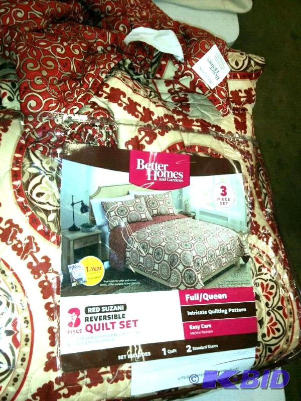 Better Homes and Gardens Comforter Set