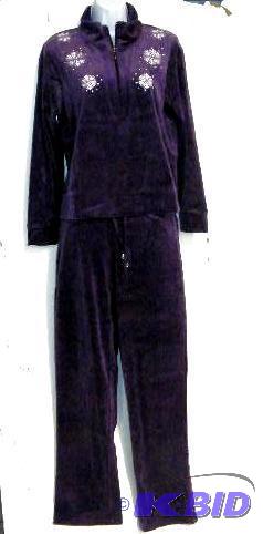 Womens Purple Sweat Suit - Medium - Has snowf...