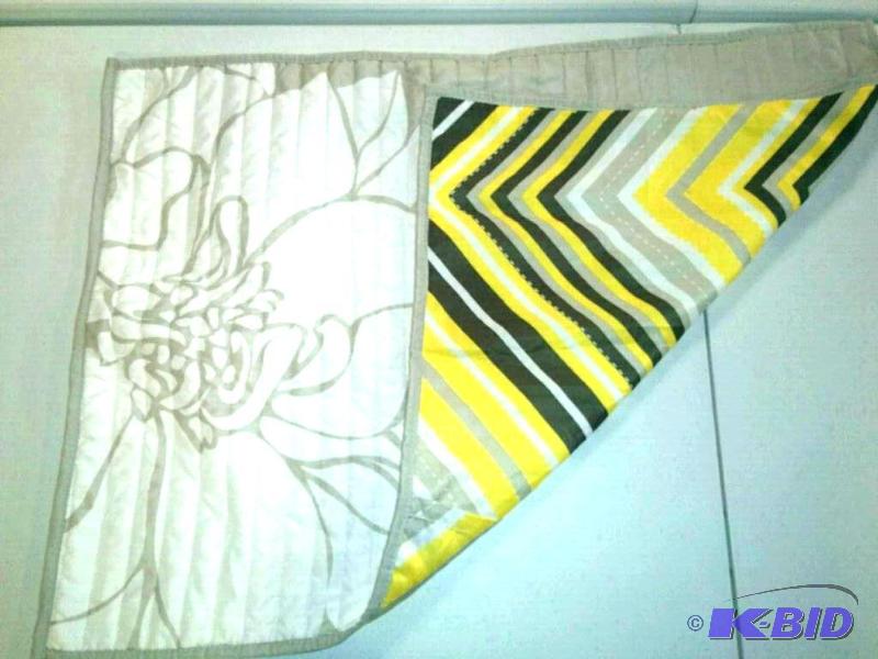 Reversible Pillow Sham