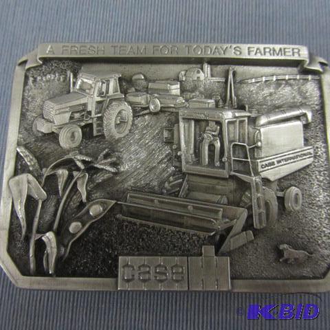 lot 167 image: New Case Intl Belt Buckle