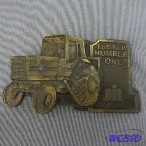 lot 168 image: Vintage IH Belt Buckle