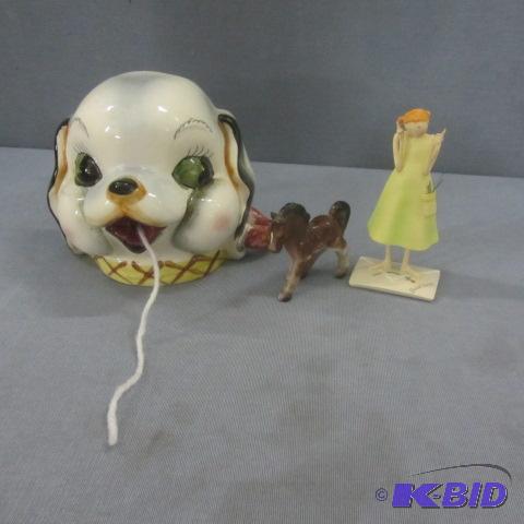 lot 187 image: Wall Mount String Holder