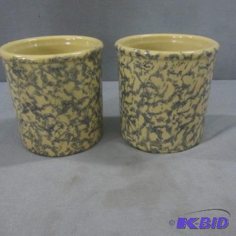 lot 189 image: Spongeware Crocks