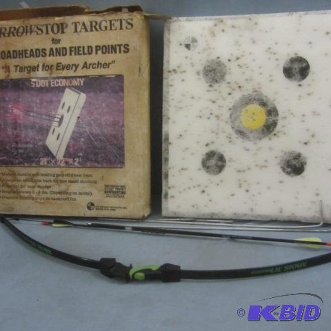 lot 20 image: Barnett Lil Sioux Bow